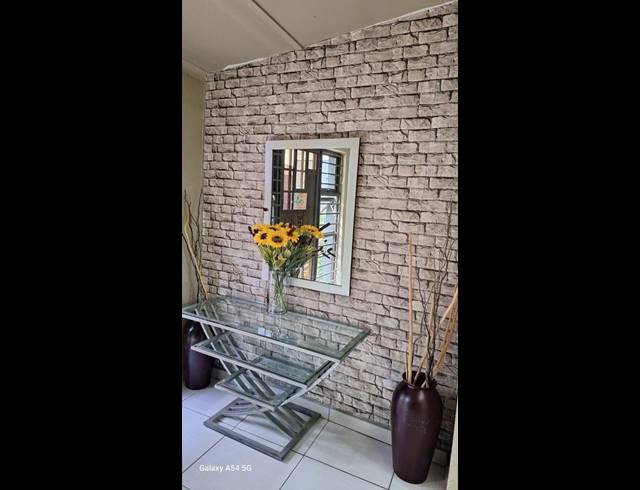 3 BEDROOM HOUSE FOR SALE IN KENSINGTON